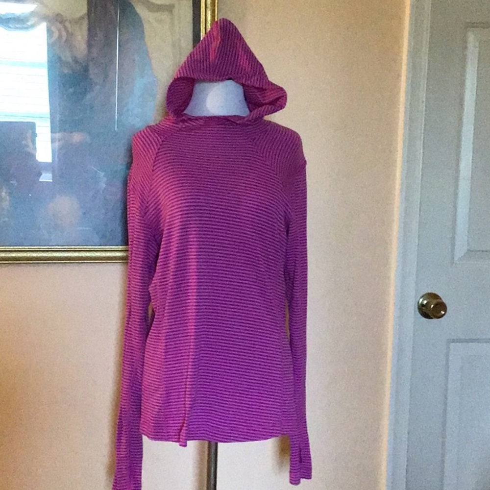 Columbia purple and pink work out shirt
